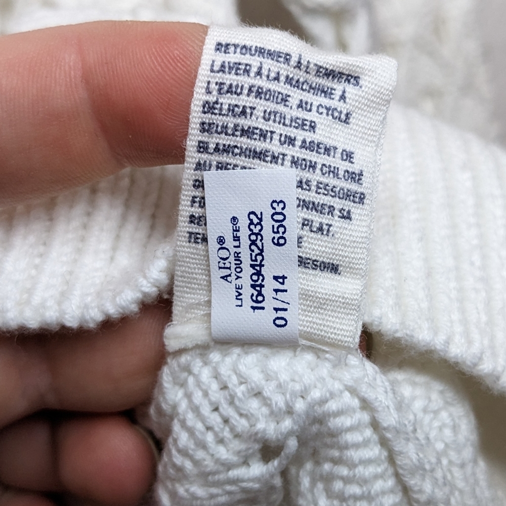 American Eagle White Crochet Knit Sweater S 🤍✨ - Picture 8 of 8